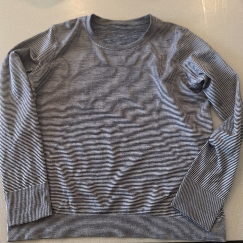 Lululemon swiftly relaxed Striped Gray Long Sleeve Shirt